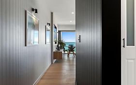 Spectacular Three Bays